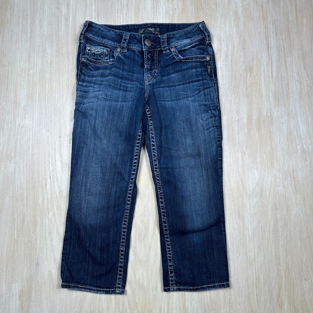 Silver Jeans Suki Mid Rise Flap Pocket Embellished Capri Dark Wash Denim 28